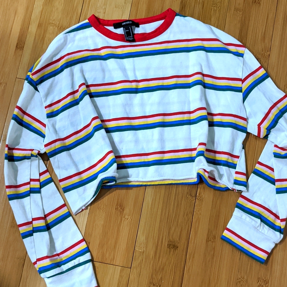 Forever 21 sleeve rainbow crop top 🌈